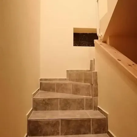 Apartmán Two Bedroom With Swimming Pool Gyenesdiás