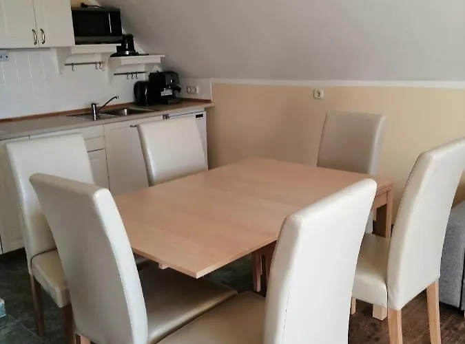 Two Bedroom With Swimming Pool Apartment *