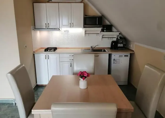 Two Bedroom With Swimming Pool Gyenesdiás